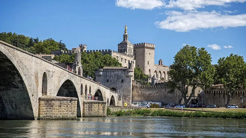 Visit the world-famous Avignon Bridge and the UNESCO World Heritage sites.