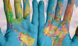 Contactez Maria Thedim pour débuter votre apprentissage des langues par l'immersion.